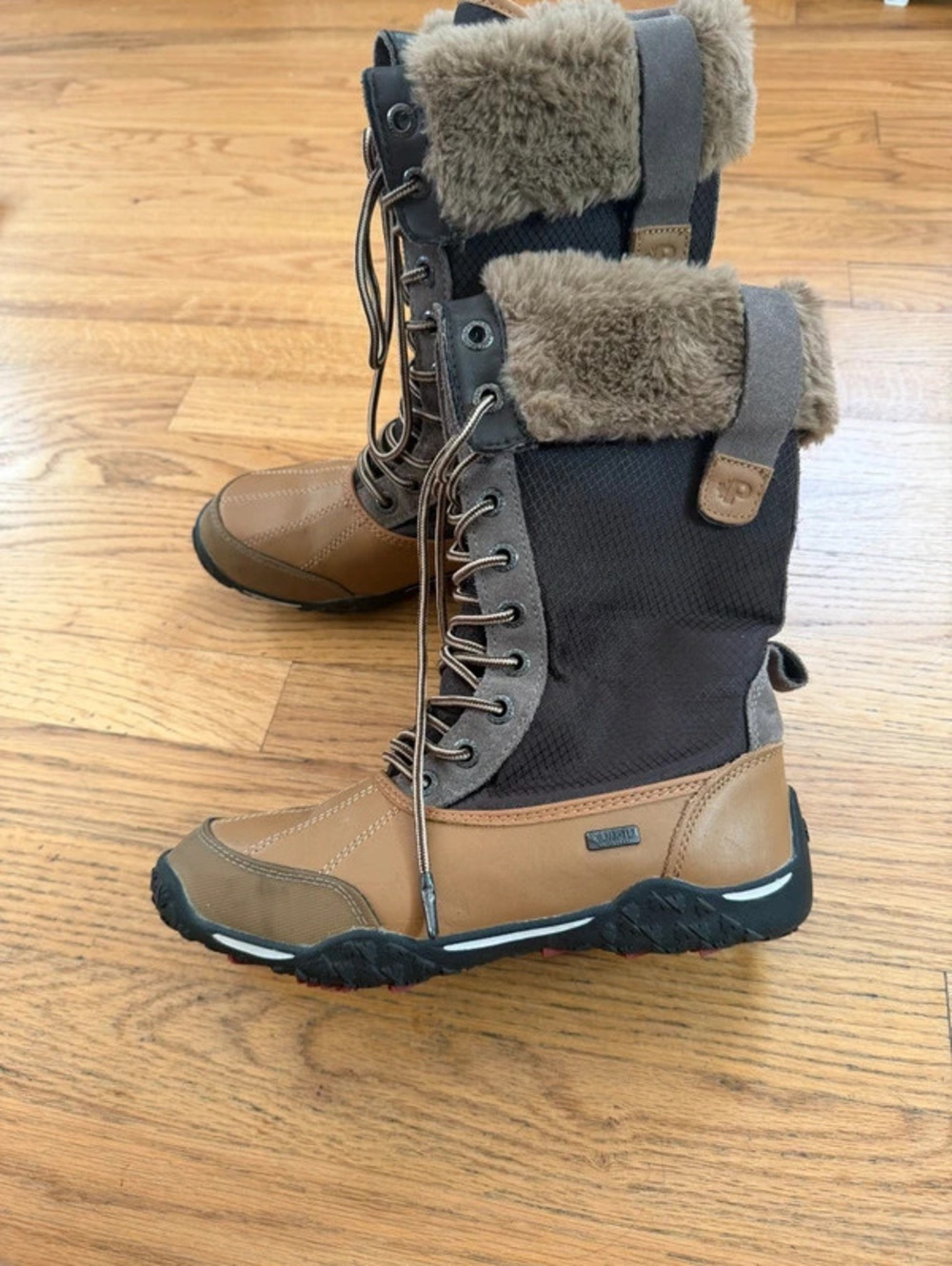 Pajar Women's Genevieve Snow Boots Mid Calf Size 8-8.5
